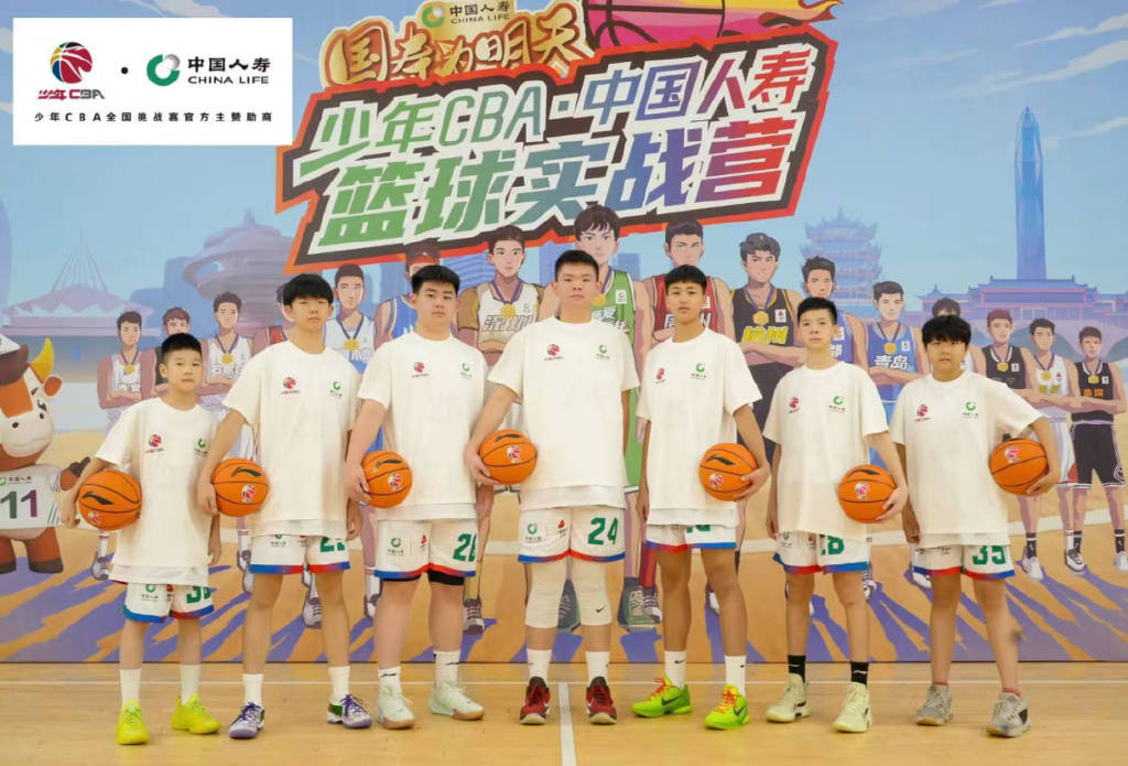 球队实力雄厚，篮球赛事连续胜出的简单介绍